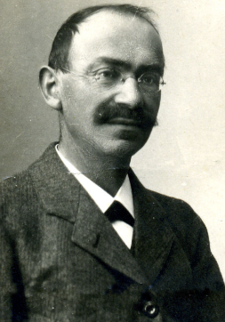 Dr. Heinrich Götz